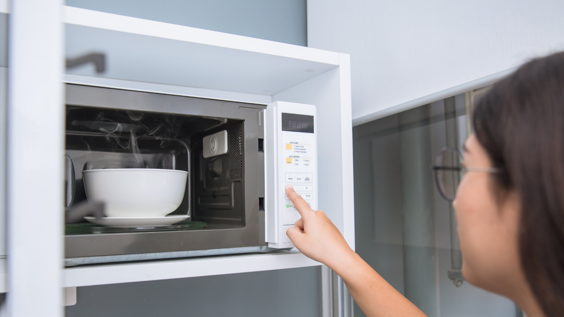 When Should You Repair or Replace Your Microwave? - Appliance Express