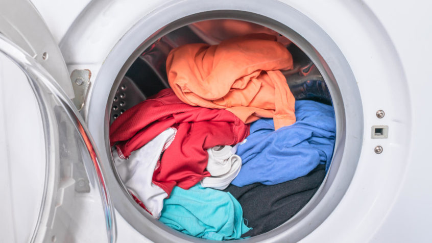 Why Is Your Washer Leaving Marks On Your Clothing? - Appliance Express