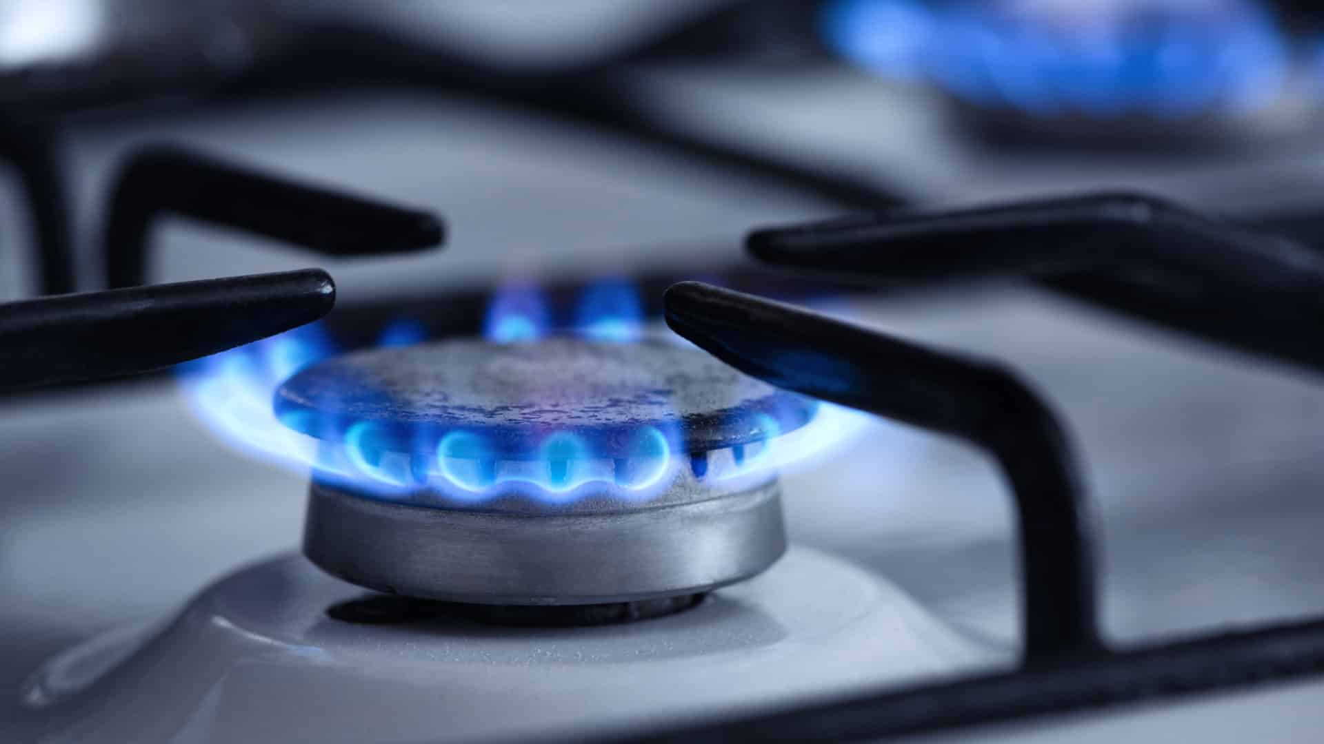 Featured image for “Gas Burner Not Lighting: 5 Simple Fixes”